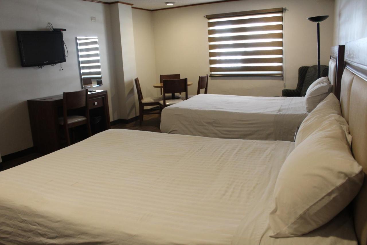 Hotel Adriana Hidalgo del Parral Buitenkant foto