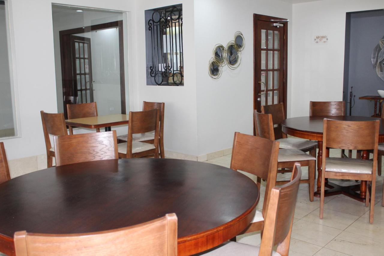Hotel Adriana Hidalgo del Parral Buitenkant foto