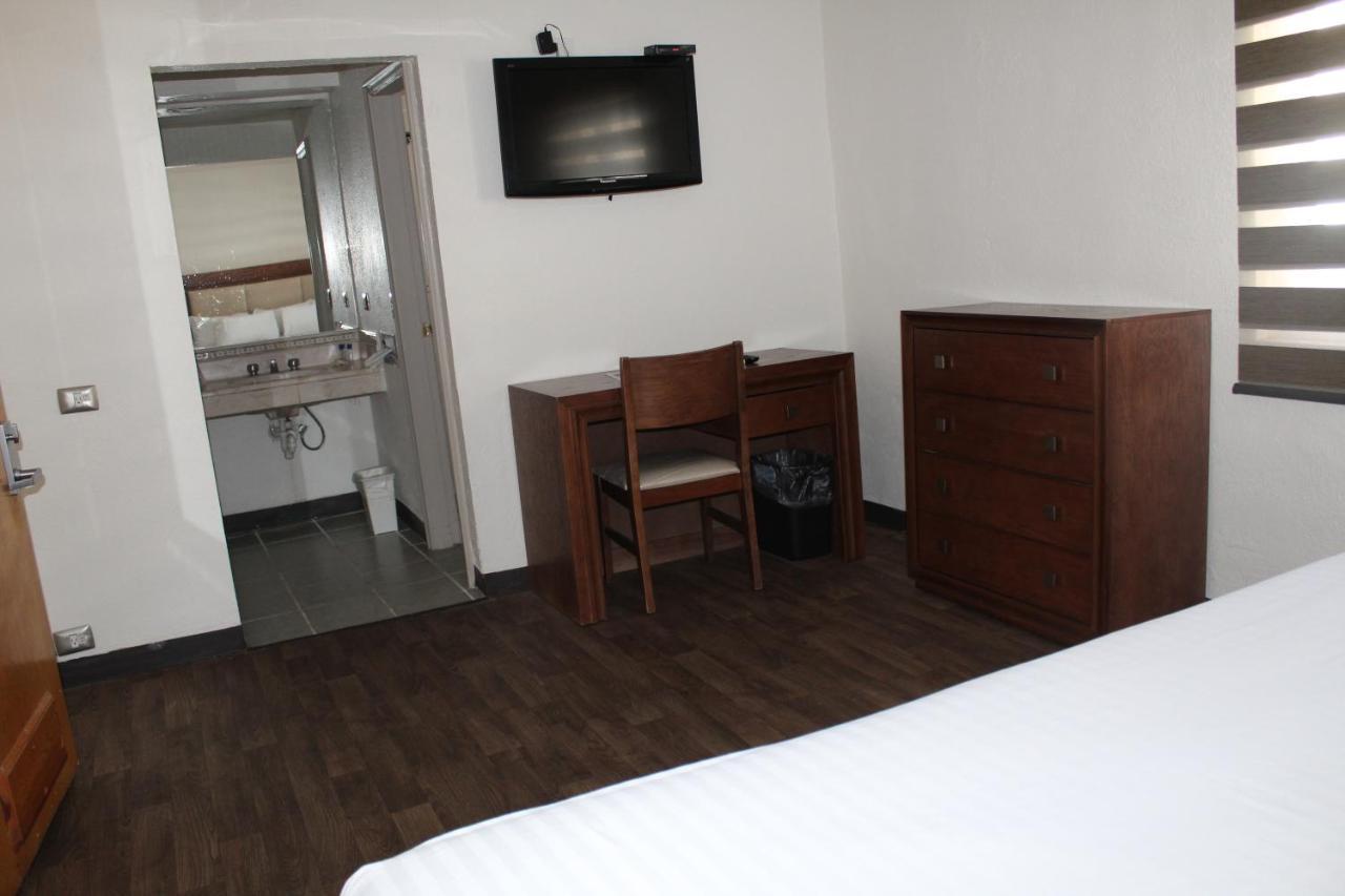 Hotel Adriana Hidalgo del Parral Buitenkant foto