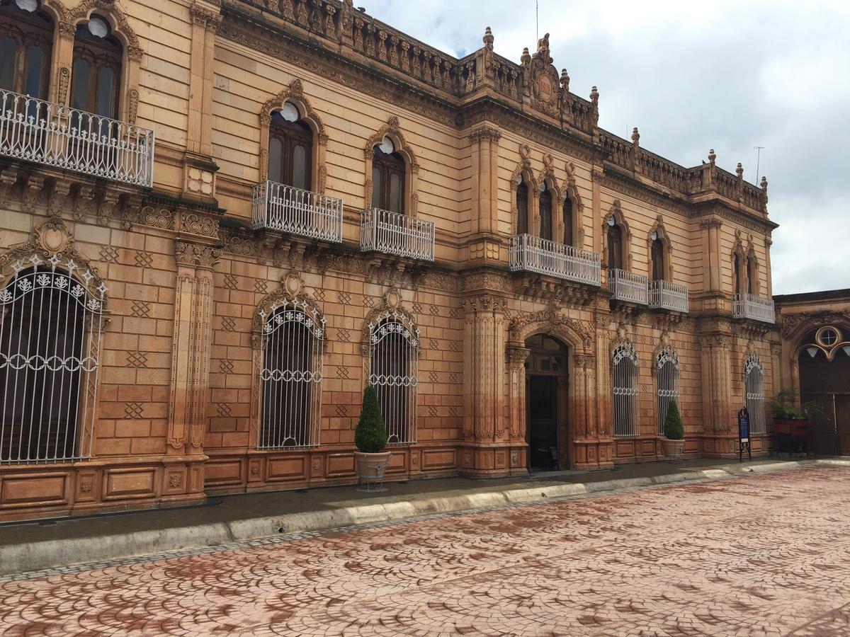 Hotel Adriana Hidalgo del Parral Buitenkant foto